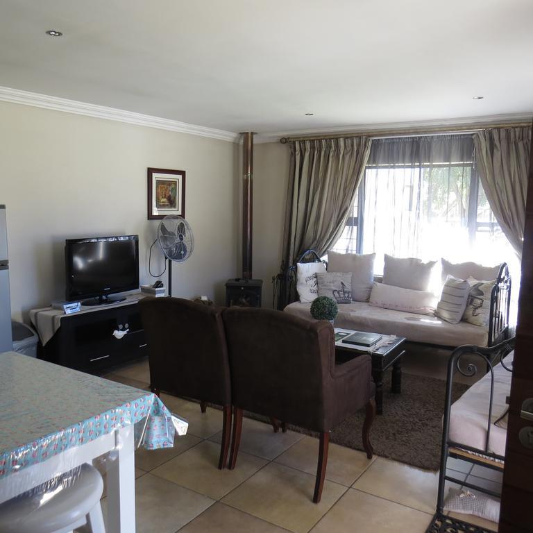 Hostal Bella Vista Self Catering Clarens Exterior foto